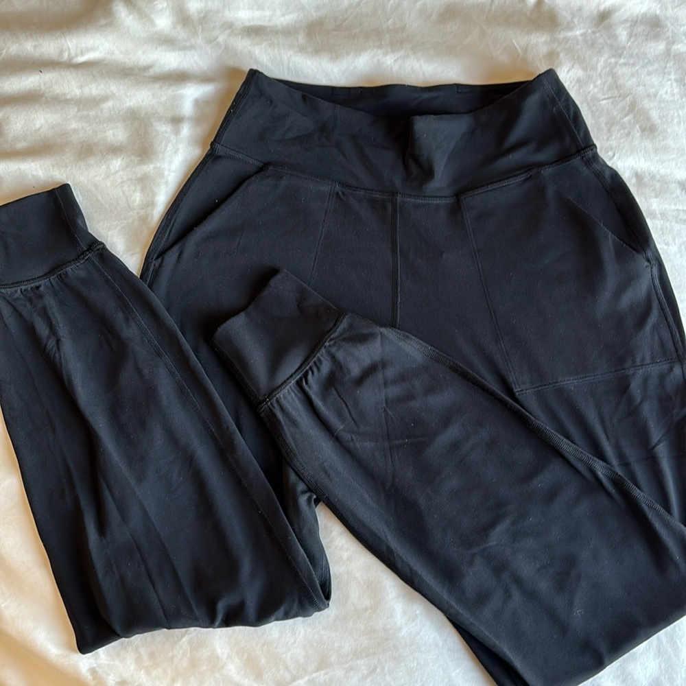 Lululemon Black Joggers Size 6